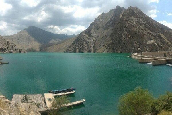 تهران در زمان صفویان از آنجایی که در مسیر جاده ابریشم قرار داشت، یک موقعیت استراتژیک بود.