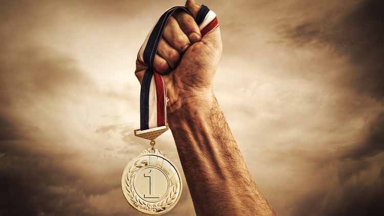 نگاهی به کتاب سومین قانون قدرت